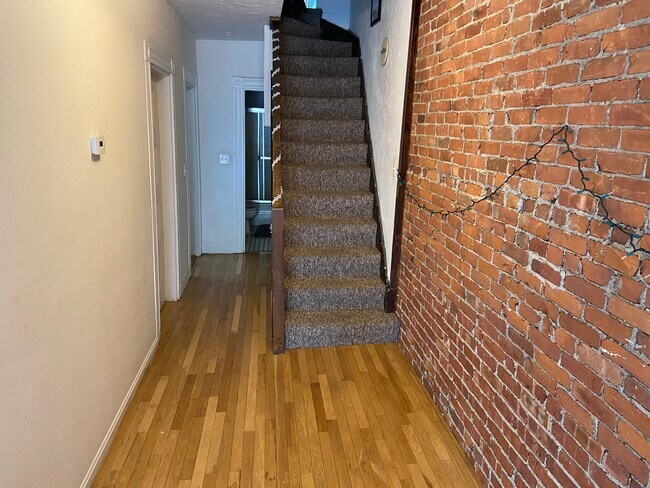 Photo - 64 Murdock St Unidad 2