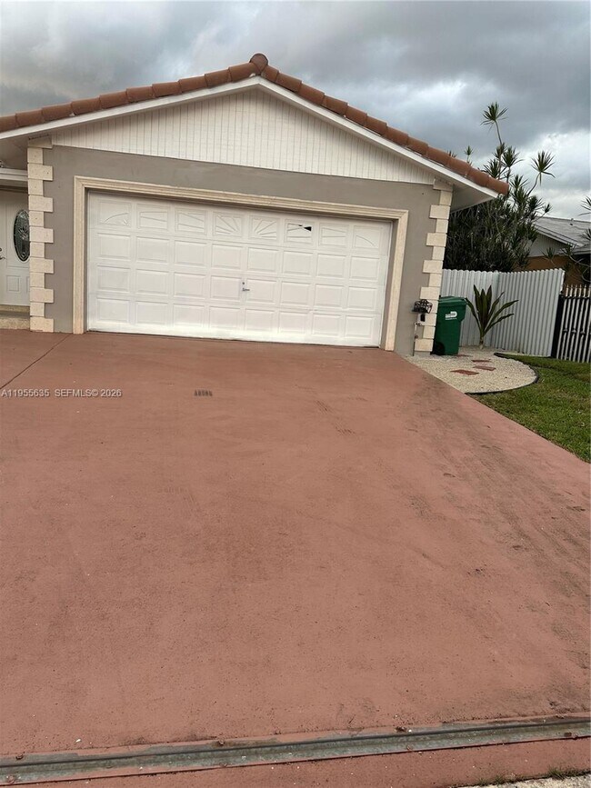 Photo - 10805 SW 165th Terrace