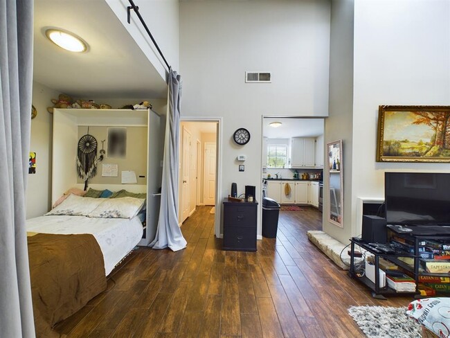 Photo - 2529 Rio Grande St Unit 27-B
