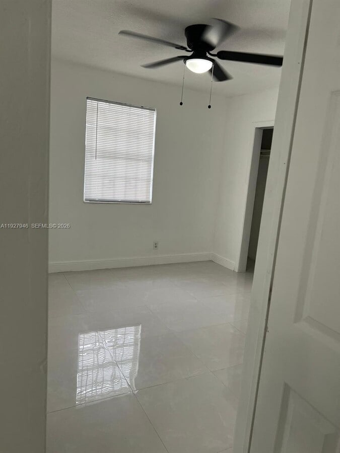 Photo - 16100 NW 21st Ave Unidad .