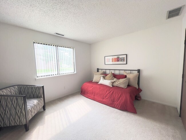 2BD 2BA - Bedroom 2