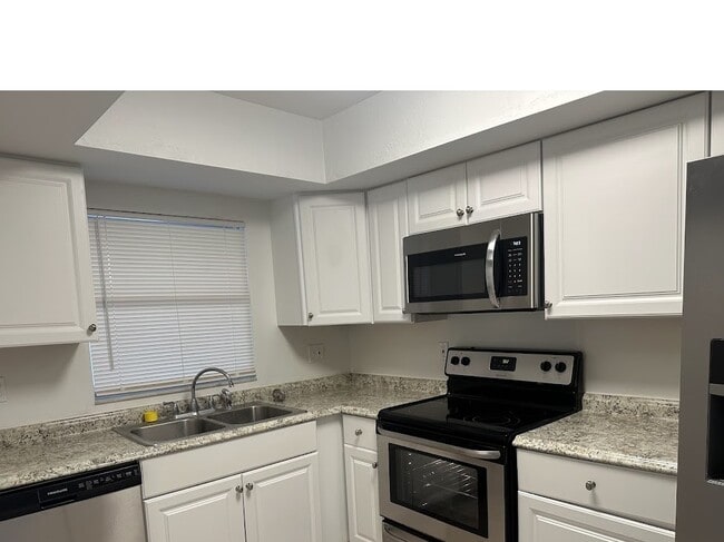 3369 Barnsdale Dr Unit Barnsdale