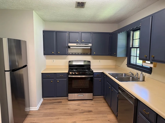 Photo - 147 Fern Dr