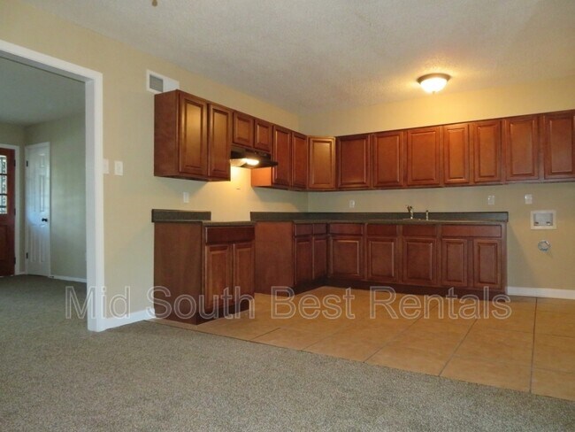 Photo - 2172 Gayle Ave