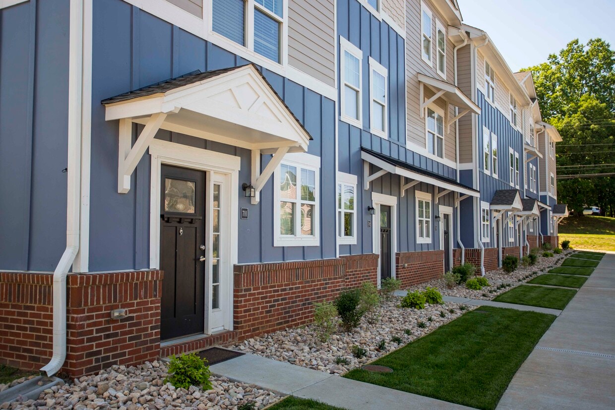 The Vue at College Square (Student Housing) - The Vue at College Square (Student Housing)