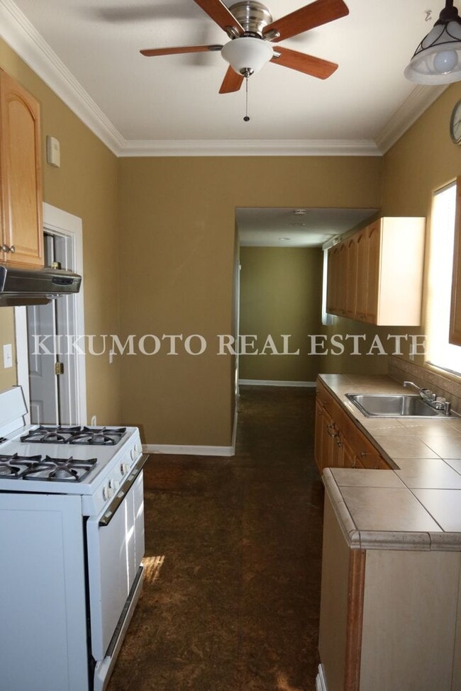 Photo - East Sacramento - 2 bedroom, 1 bath, 1 car garage