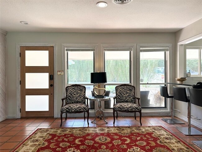 Photo - 400 Juniper Rd