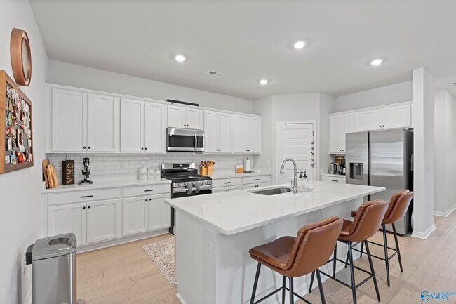 Photo - 14971 Greenleaf Dr