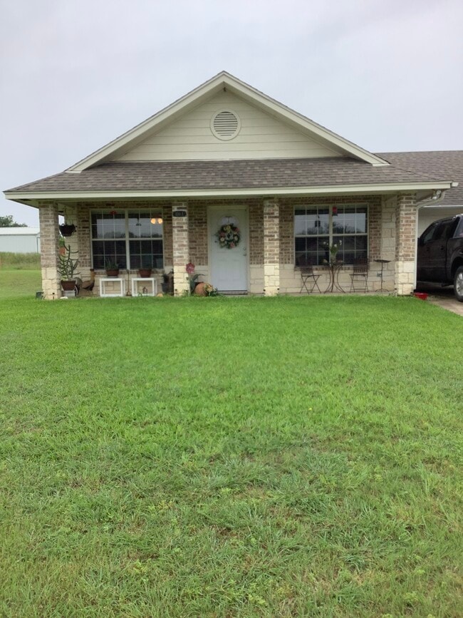 Photo - 130 Satch Dr