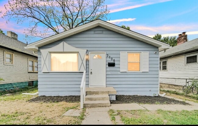 Building Photo - 3106 N Harding St