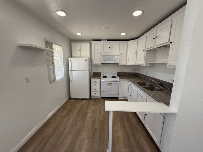 Photo - 2258 Pamela Ln Unit A