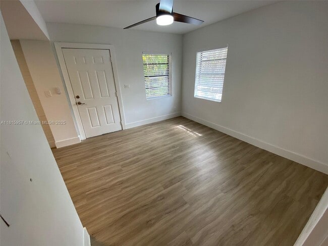 Photo - 11310 Peachtree Dr Unidad A