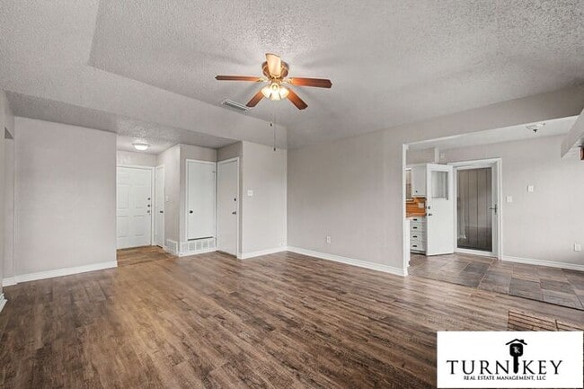 Building Photo - Cozy 3/2 Burleson Charmer | Wood-Burning Fireplace | 2-Car Garage | Pet-Friendly