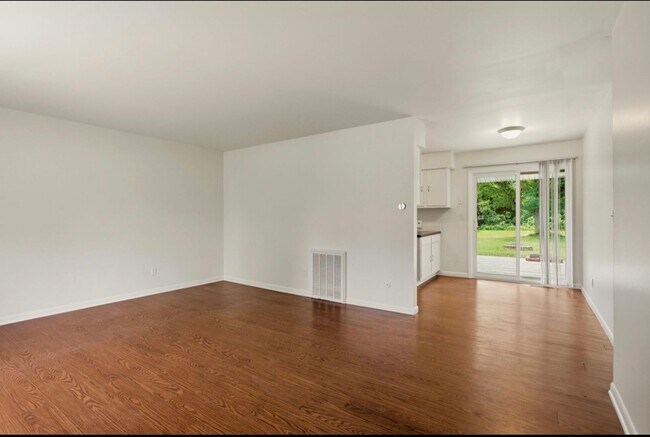 Photo - 3339 Northwest Dr