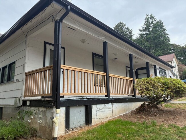 Building Photo - Soul. Shade. Downtown Camas at Your Doorstep