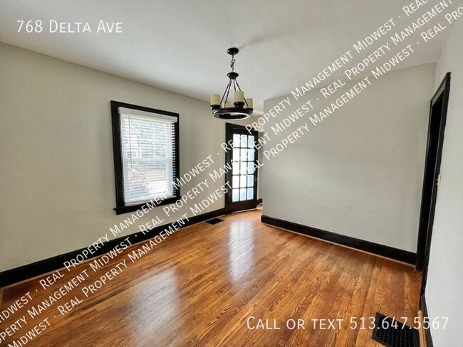 Photo - 768 Delta Ave