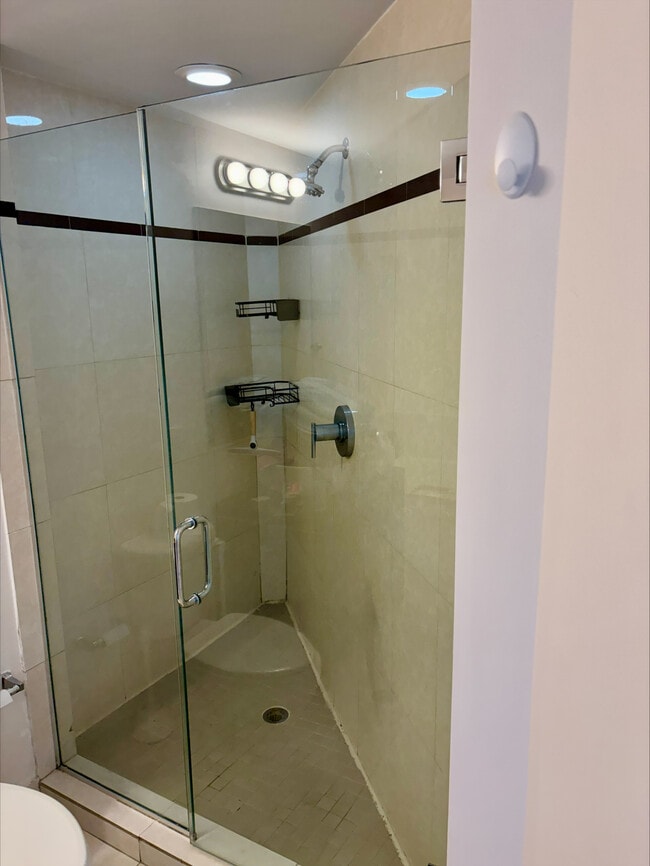 Photo - 480 NE 30th St Unit 1701