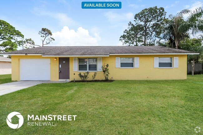 Building Photo - 159 NW Avens St Rental