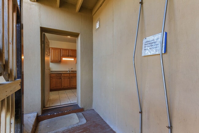 Photo - 4024 W Division St Unit 303