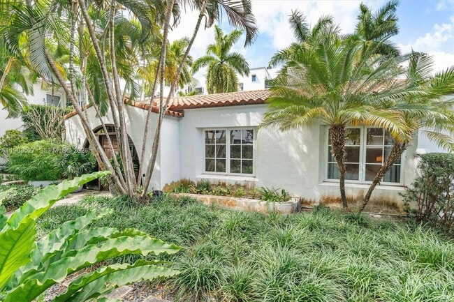 Photo - 1024 Lenox Ave.