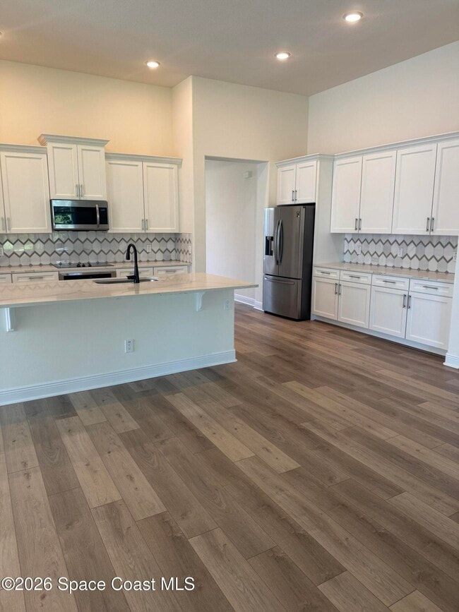 Photo - 1493 Killian Dr