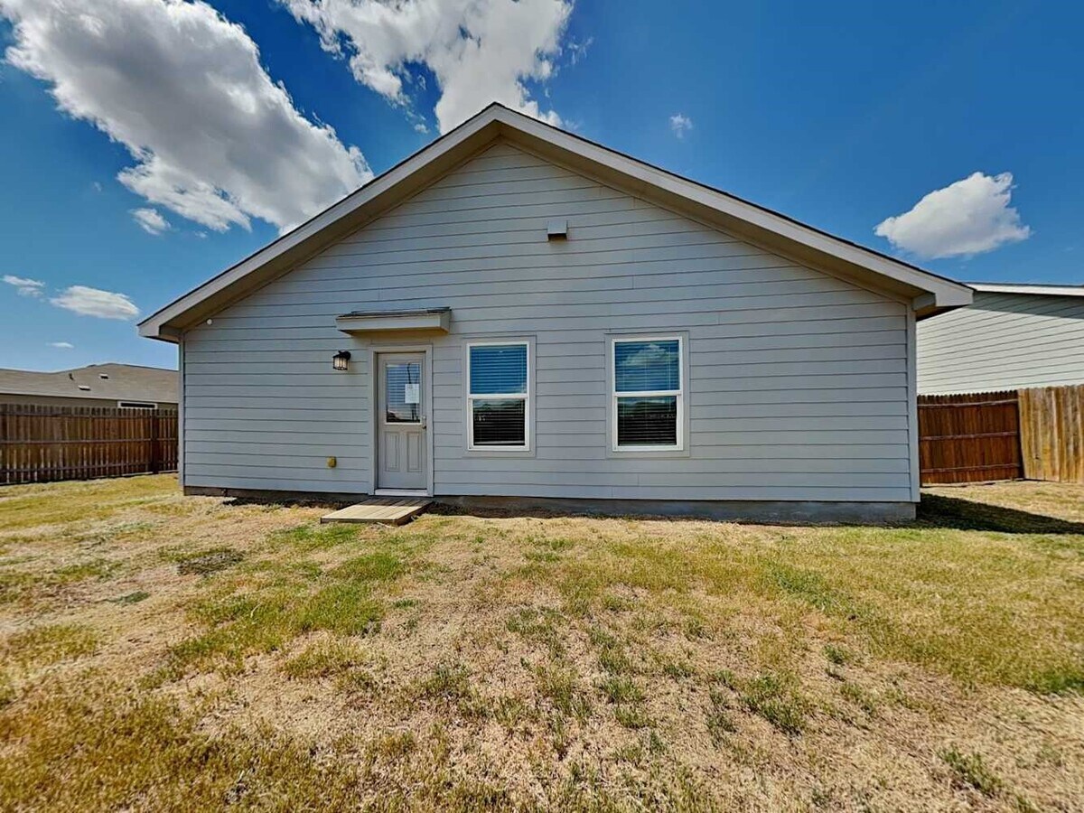 Photo - 3342 Kornberg Dr