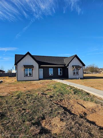 Photo - 414 Poplar St