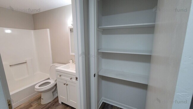 Photo - 162 Columbus St Unidad 9