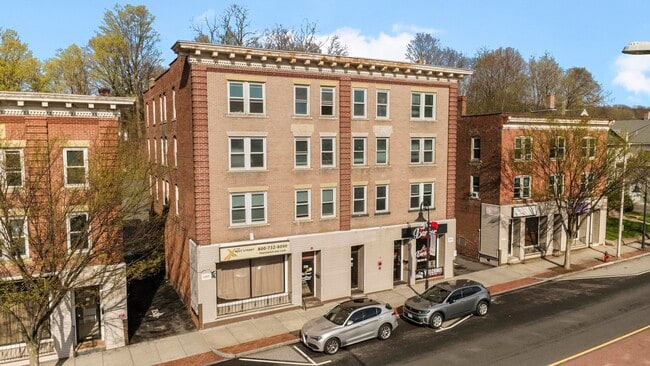 Photo - 425 N Main St Unidad 8