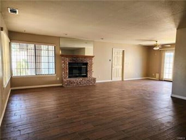 Photo - Corner lot 3 bed 2 bath