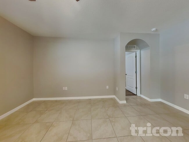 Photo - 3108 Bethpage Loop