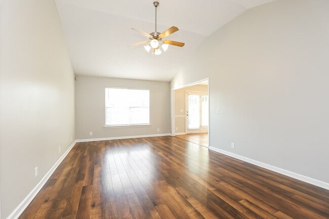 Photo - 8864 Cressent Glen Ct