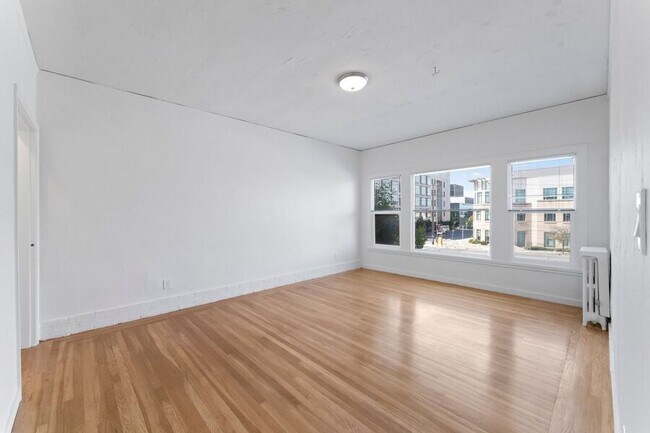 Photo - 1856 Spruce St Unit 06