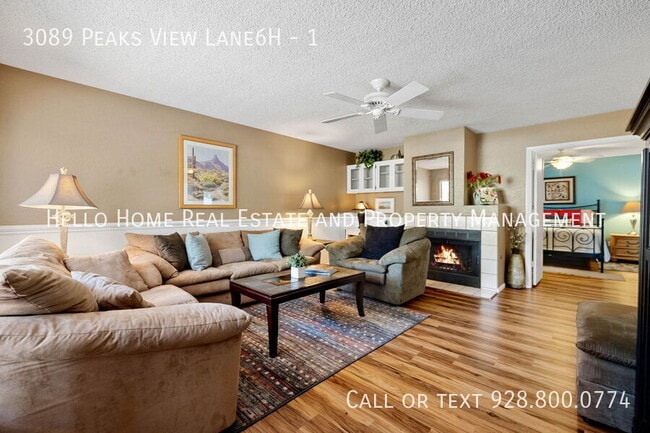 3089 Peaks View Ln