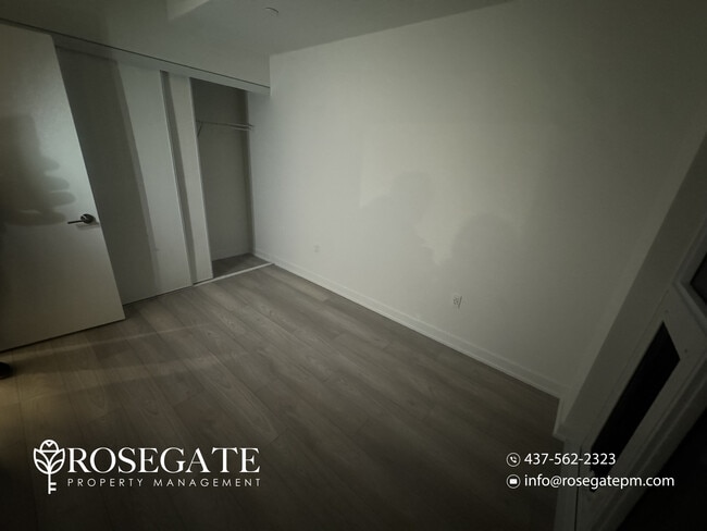 Photo - Pet-Friendly 1-Bedroom Condo with Private Balcony in Mississauga Unité 1013