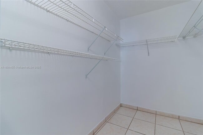 Photo - 14611 N Kendall Dr Unit 208L