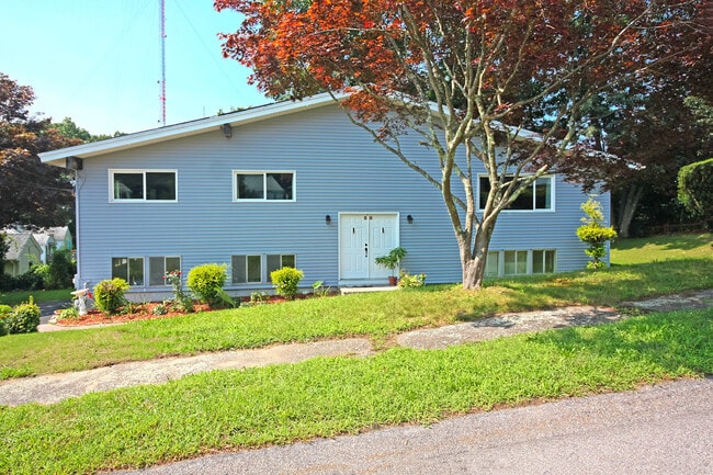 Photo - 88 Saint Mary St