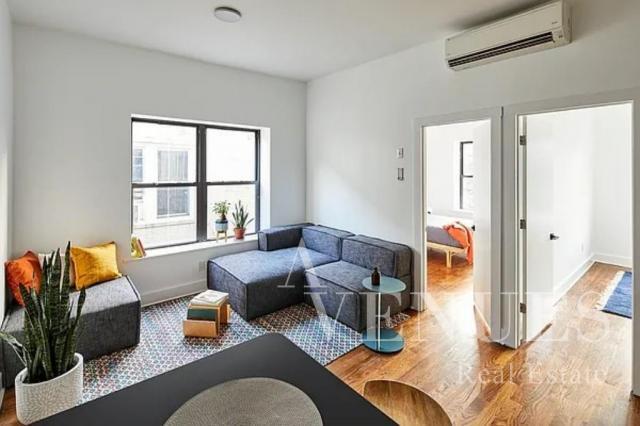 Building Photo - 4 bedroom in Brooklyn NY 11226 Unit 4 Rental