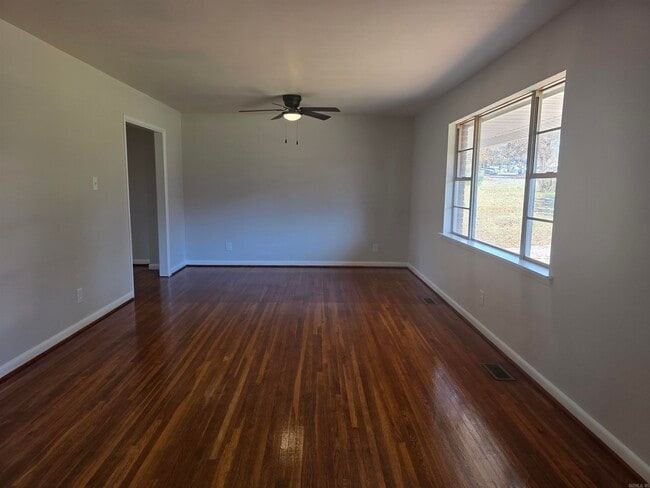 Photo - 15 Cliffwood Cir