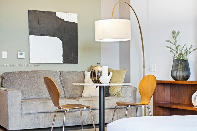 Photo - 50 Biscayne Blvd Unit 605