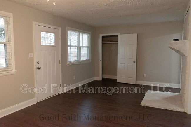 Photo - 3910 Byrd Rd