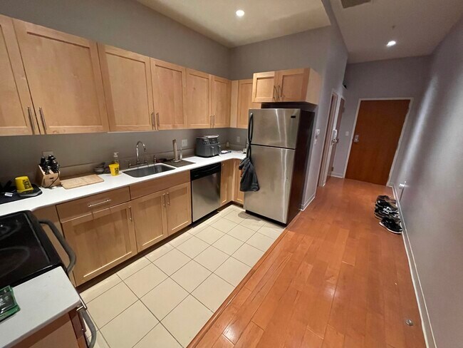 Photo - 411 Washington St