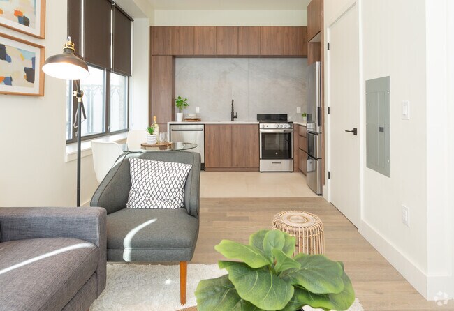 1 BR, 1 BA 624 SF Living Space
