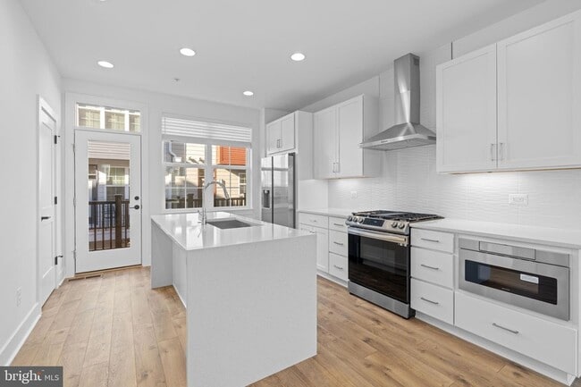 Photo - 3104 Camber Pl