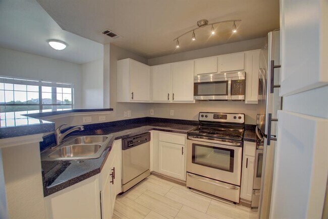 Photo - 2320 Gracy Farms Ln Unit 1332