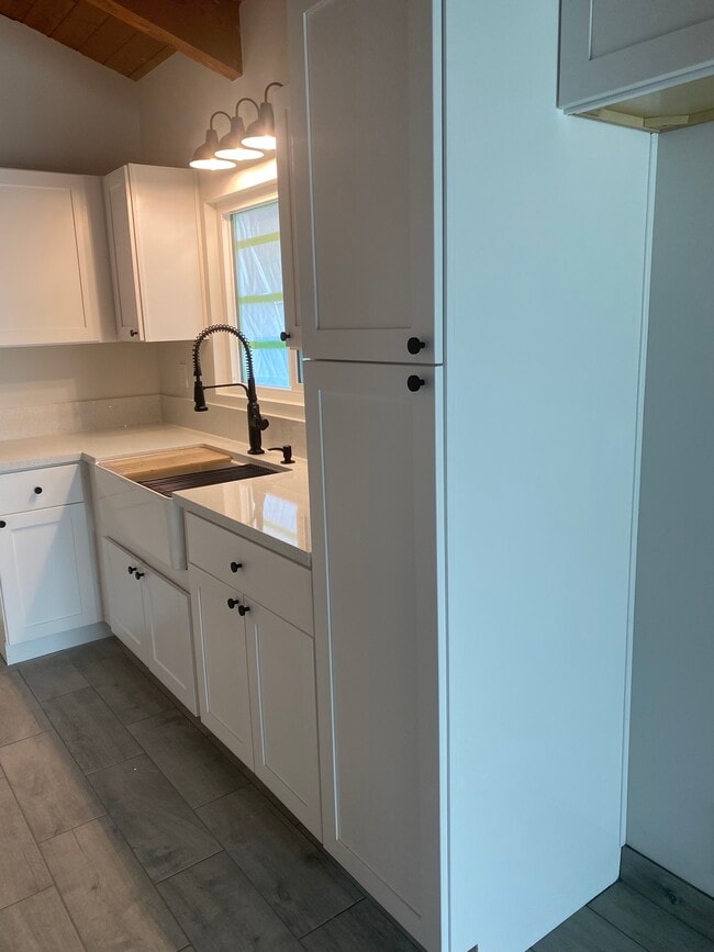 Photo - 17622 Hayes Ave