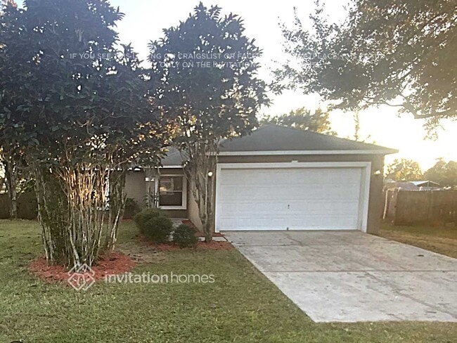 Building Photo - 4736 Robin Dr