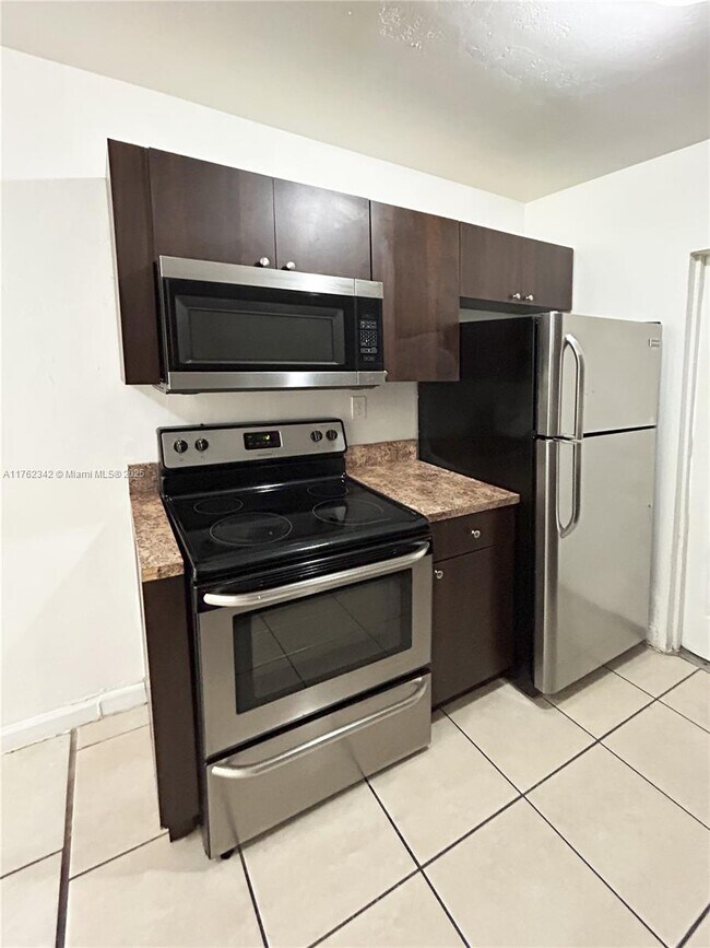 Building Photo - 738 NE 86th St Unit 4 Rental