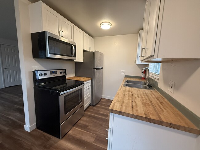 Photo - 545 Stringham Ave