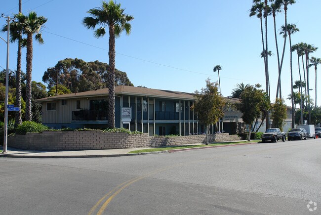 Tradewinds Apartments
